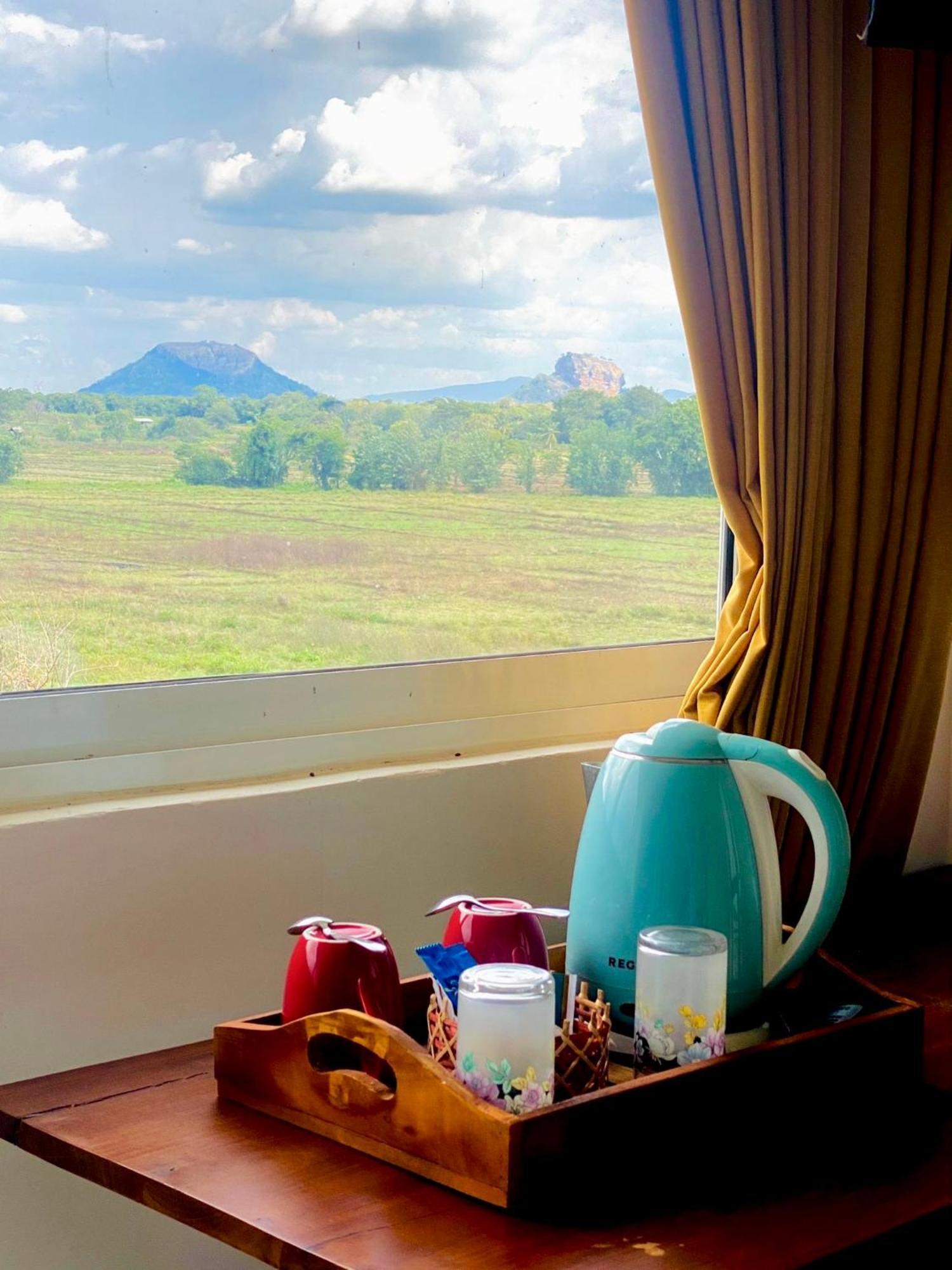 Organic Garden Resort Sigiriya Buitenkant foto
