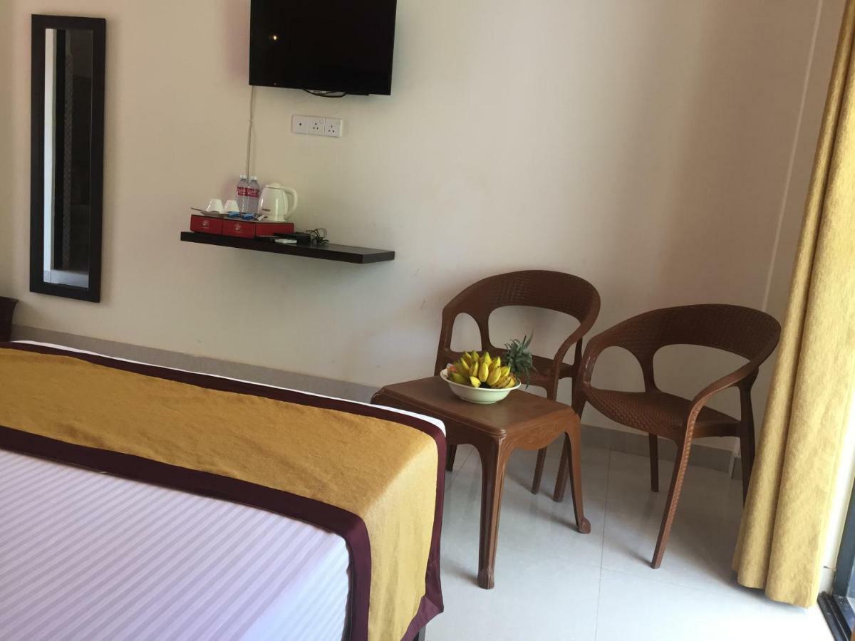Organic Garden Resort Sigiriya Buitenkant foto