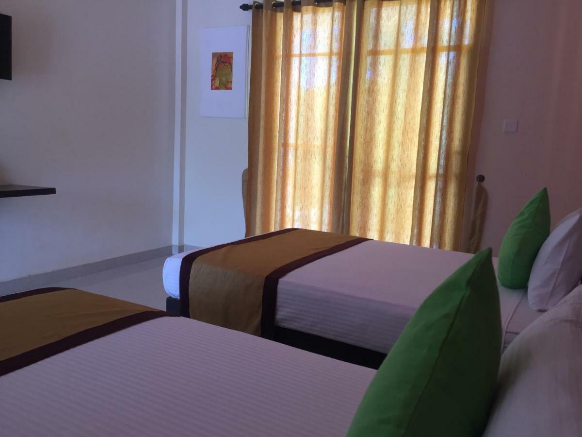 Organic Garden Resort Sigiriya Buitenkant foto