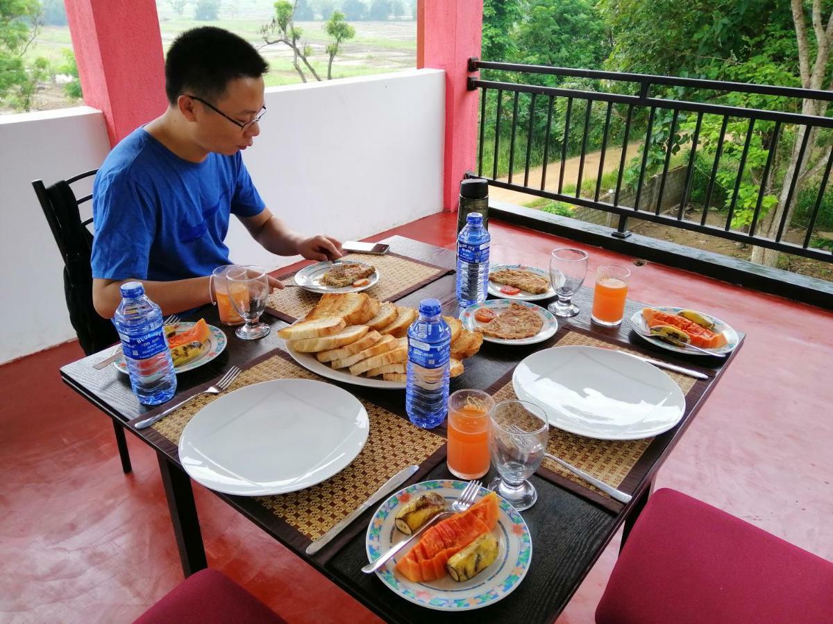 Organic Garden Resort Sigiriya Buitenkant foto